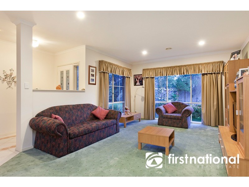 10 Cantwell Road, Narre Warren North VIC 3804