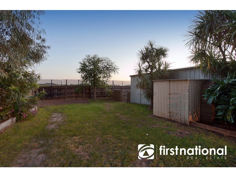 35 Cameron Way, Pakenham VIC 3810