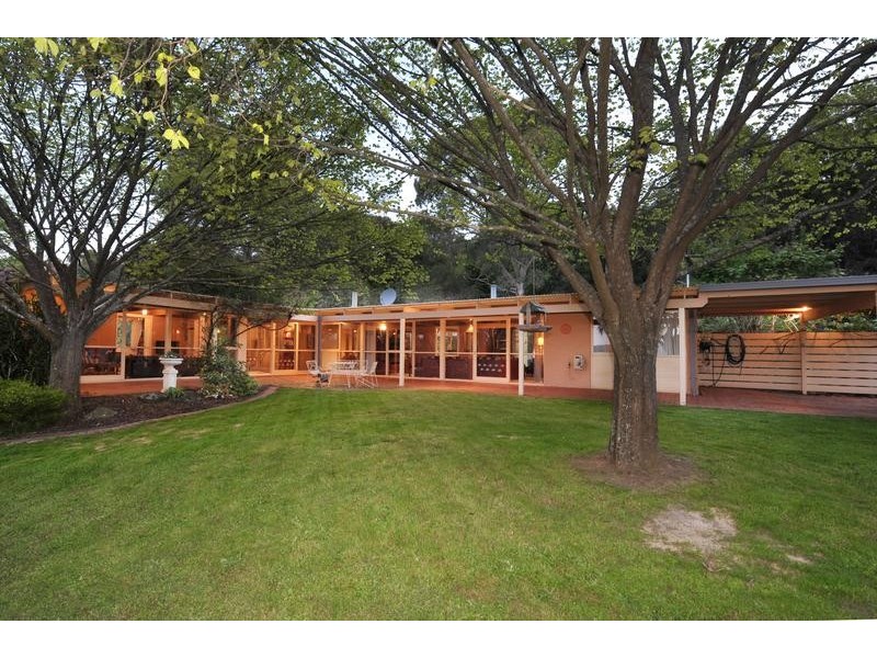 5 Buckland Lane, Pakenham Upper VIC 3810