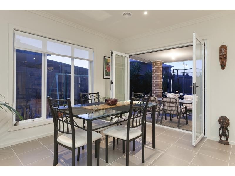 4 Reidel Avenue, Pakenham VIC 3810