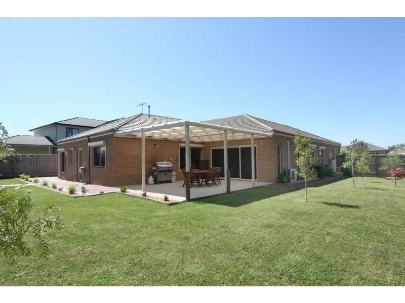 23 Banjo Paterson Drive, Pakenham VIC 3810