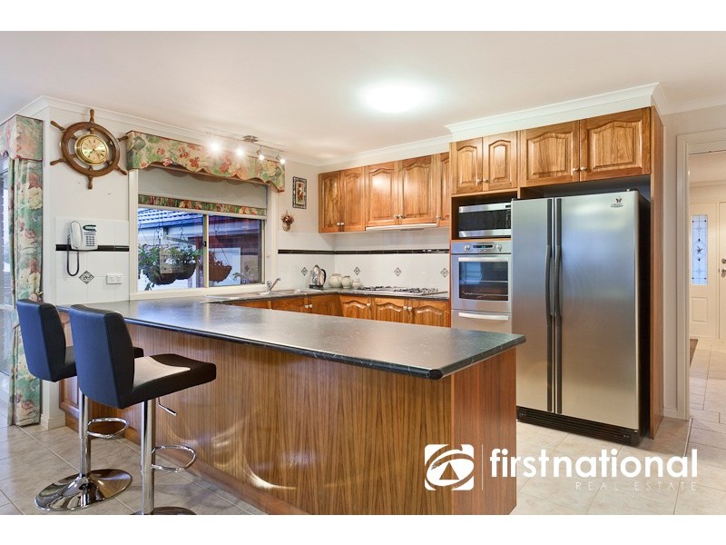 16 Hillrise Court, Pakenham VIC 3810