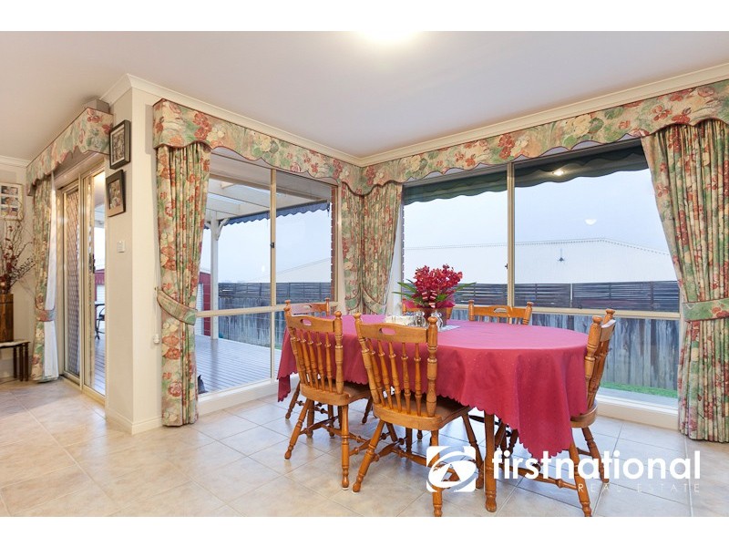 16 Hillrise Court, Pakenham VIC 3810