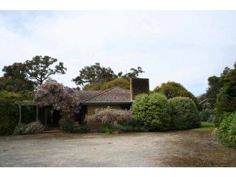40 Morrison Road, Pakenham Upper VIC 3810