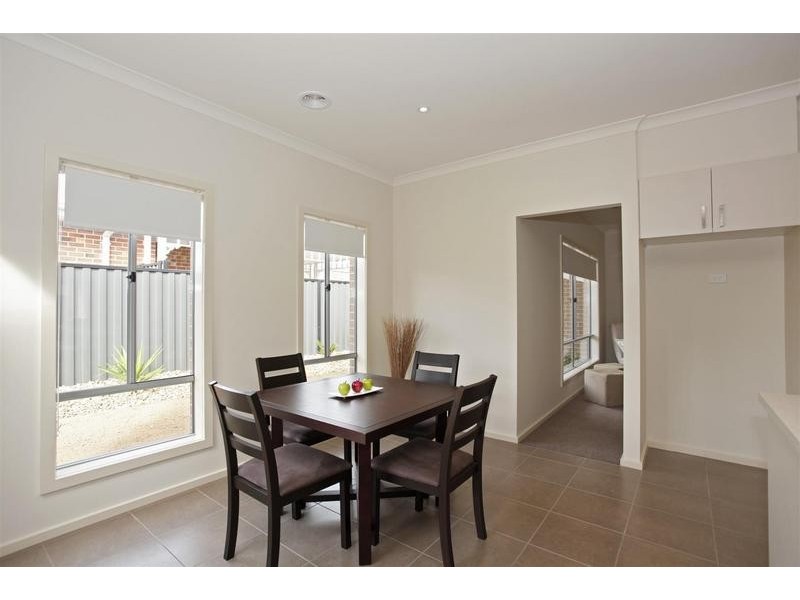 23 Bonneville Parade, Pakenham VIC 3810