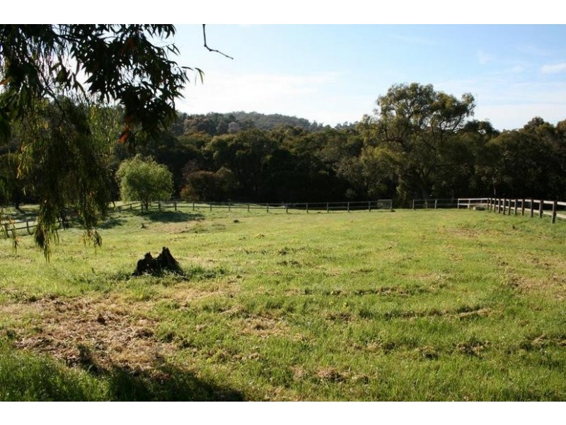 42 Girrahween Road, Maryknoll VIC 3812