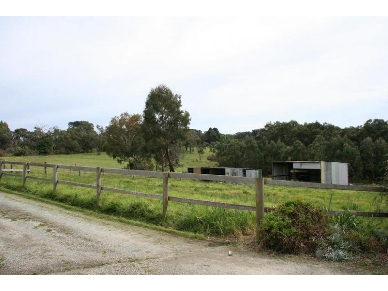 40 Morrison Road, Pakenham Upper VIC 3810