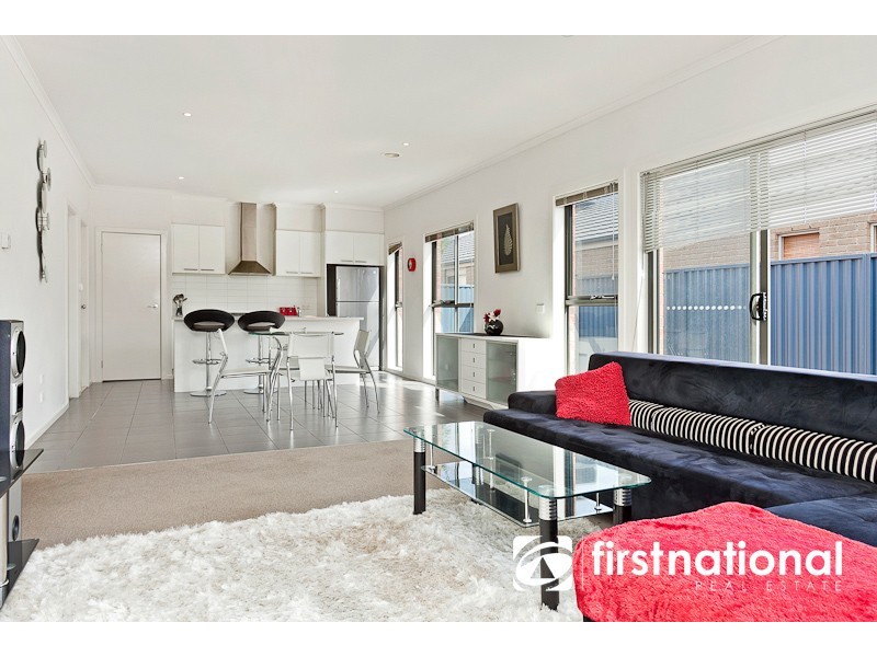 2 Flax Place, Pakenham VIC 3810