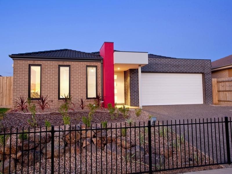 158 Webster Way, Pakenham VIC 3810