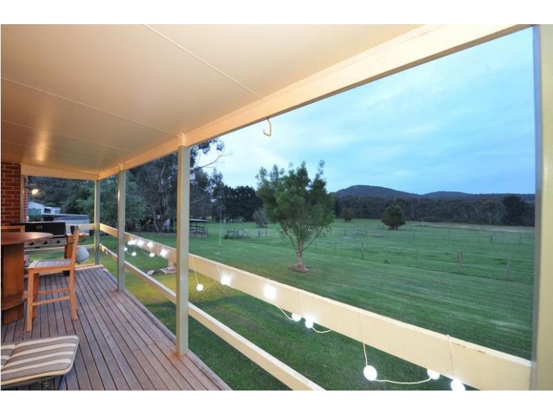 230 Old Sale Road, Garfield North VIC 3814