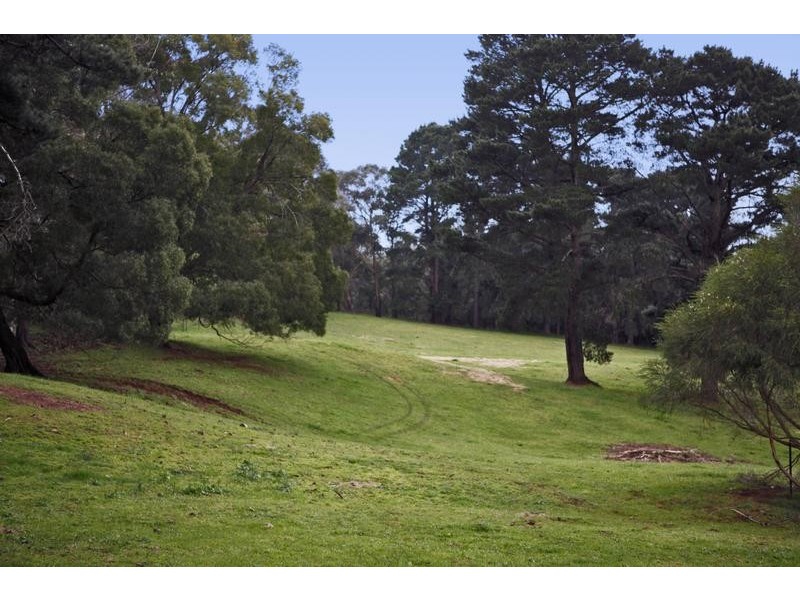 80 Bourkes Creek Road, Pakenham Upper VIC 3810