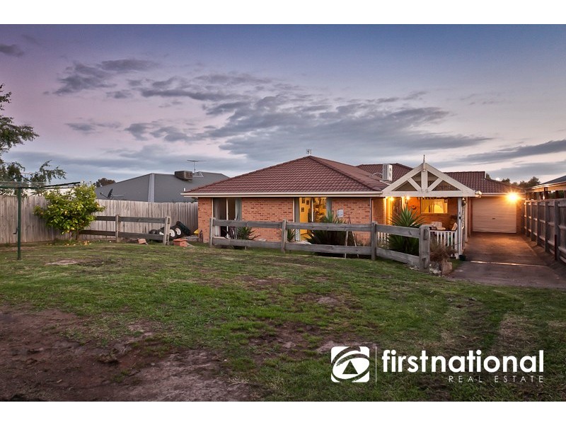 10 Wynen Court, Pakenham VIC 3810