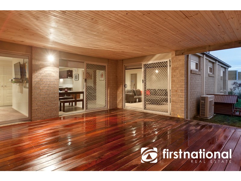 160 Blue Horizons Way, Pakenham VIC 3810