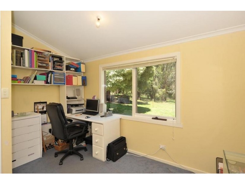 18 Hoyles Road, Pakenham Upper VIC 3810