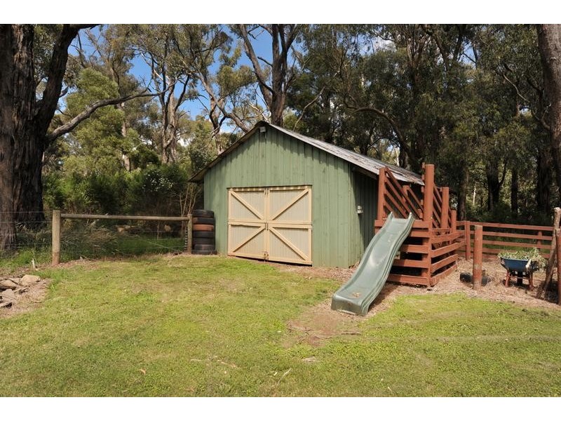 18 Hoyles Road, Pakenham Upper VIC 3810