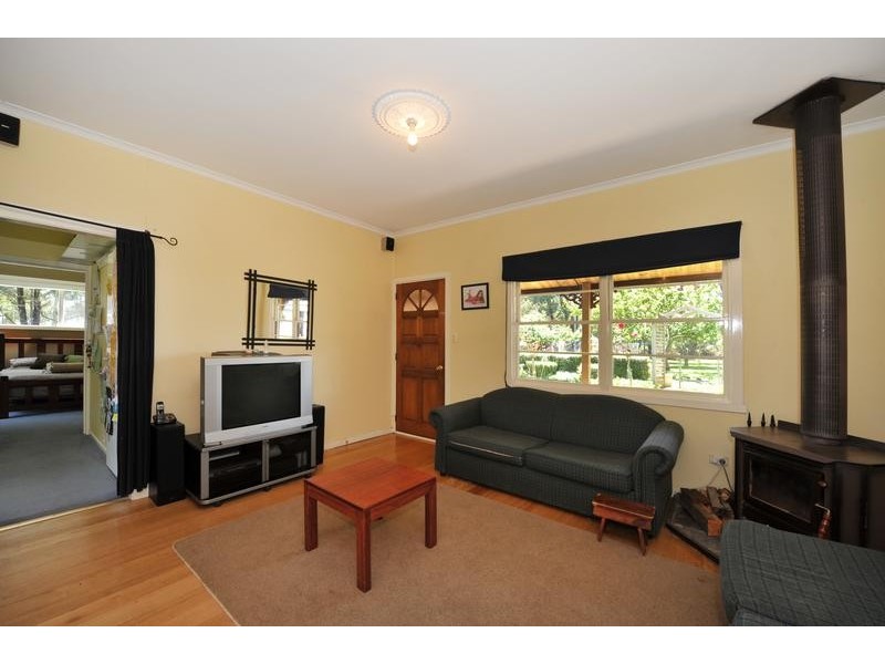 18 Hoyles Road, Pakenham Upper VIC 3810