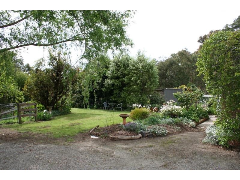 40 Morrison Road, Pakenham Upper VIC 3810