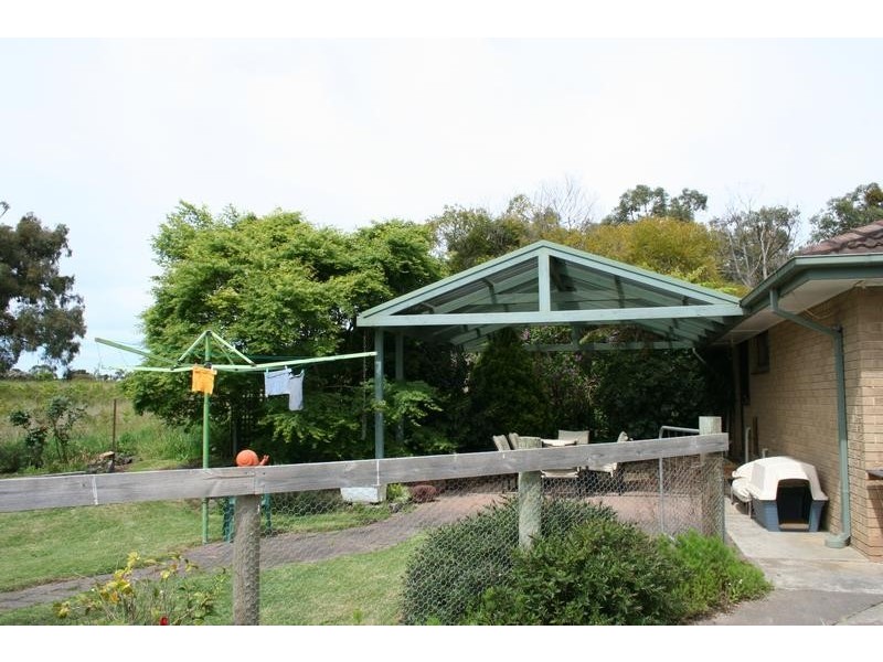 40 Morrison Road, Pakenham Upper VIC 3810