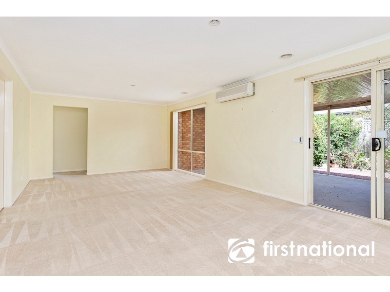 1 Gillian Place, Pakenham VIC 3810