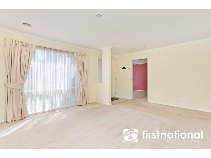 1 Gillian Place, Pakenham VIC 3810