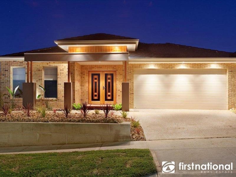 17 Bonneville Parade, Pakenham VIC 3810