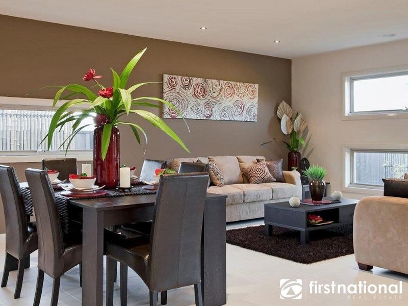 17 Bonneville Parade, Pakenham VIC 3810