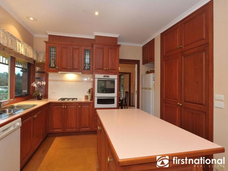21 Meeking Drive, Pakenham VIC 3810