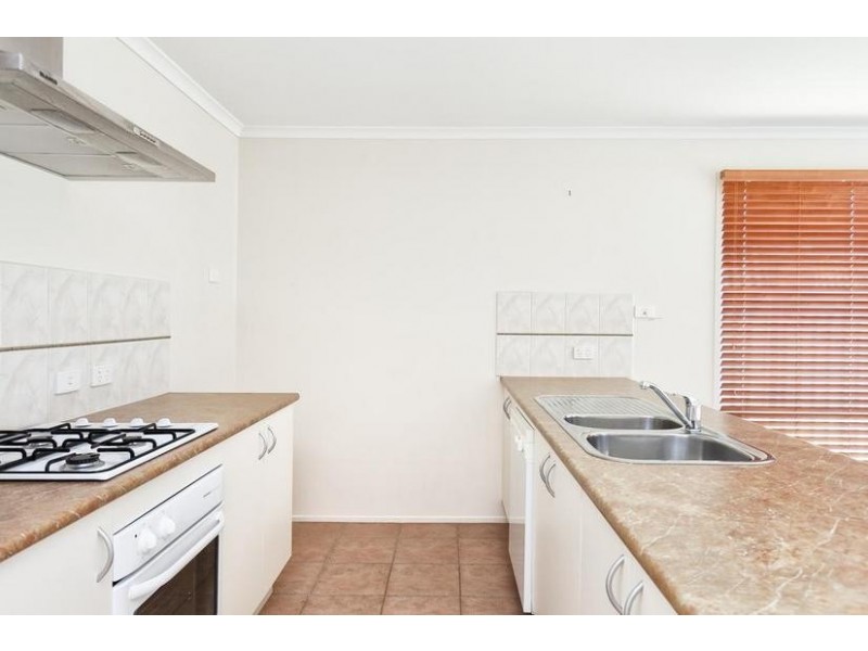 13 Spring Circuit, Pakenham VIC 3810