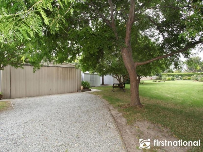 2 Richards Road, Nar Nar Goon VIC 3812
