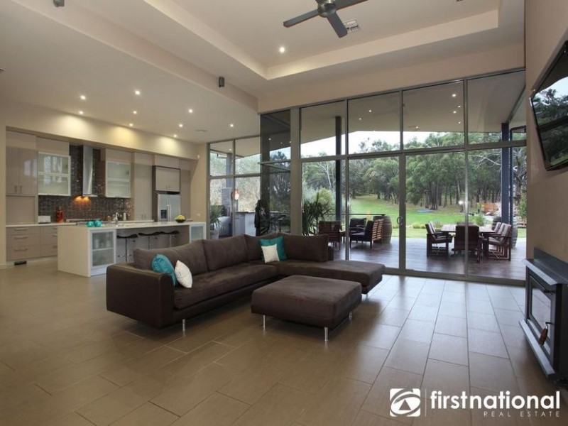 180 Moore Road, Nar Nar Goon North VIC 3812