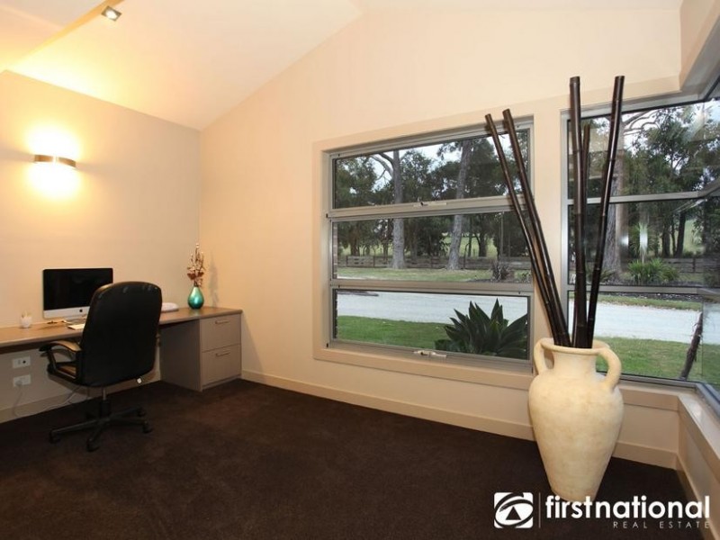 180 Moore Road, Nar Nar Goon North VIC 3812