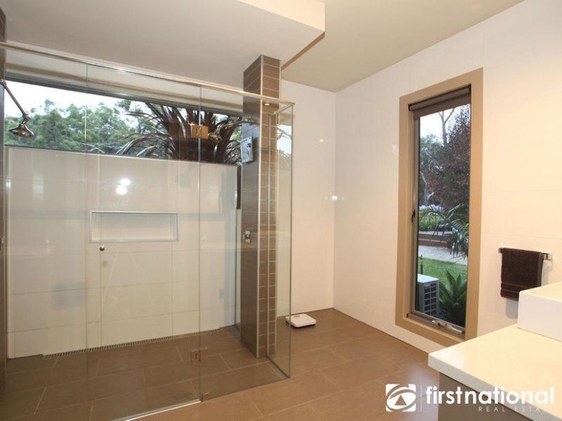 180 Moore Road, Nar Nar Goon North VIC 3812