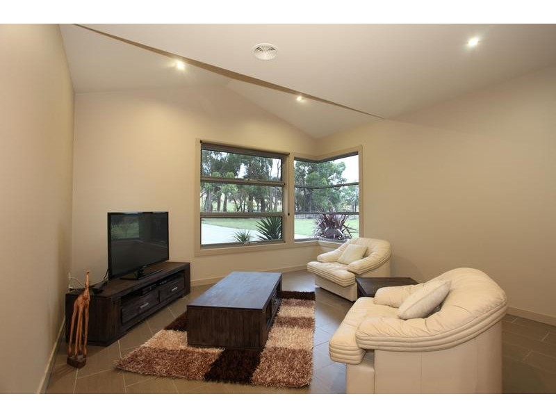 180 Moore Road, Nar Nar Goon North VIC 3812