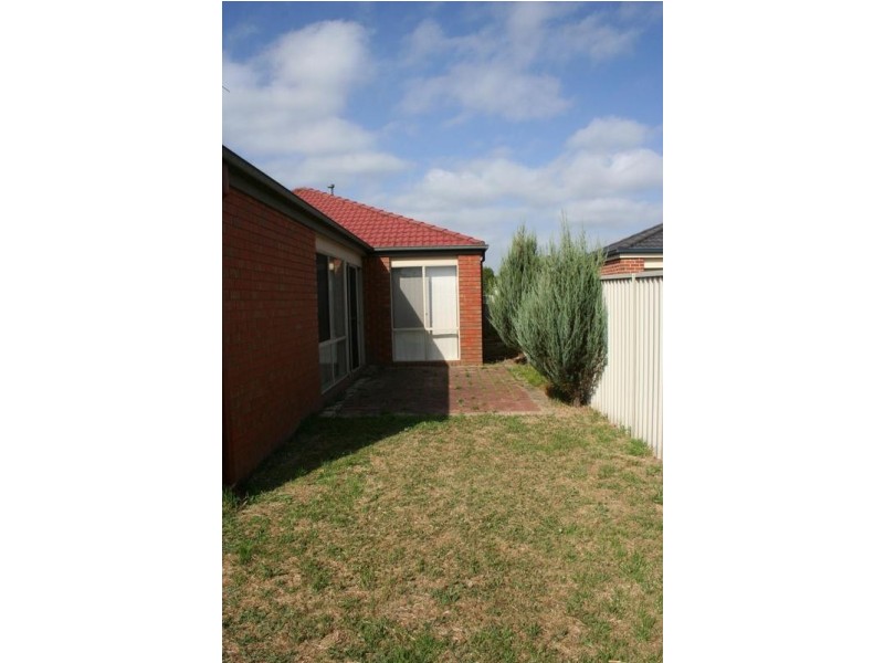 9 Spring Circuit, Pakenham VIC 3810
