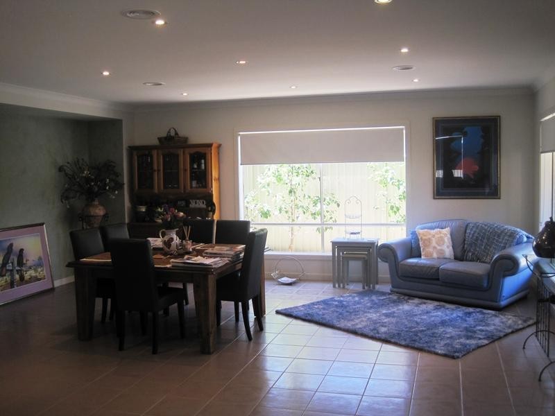 22 Kilburn Place, Pakenham VIC 3810