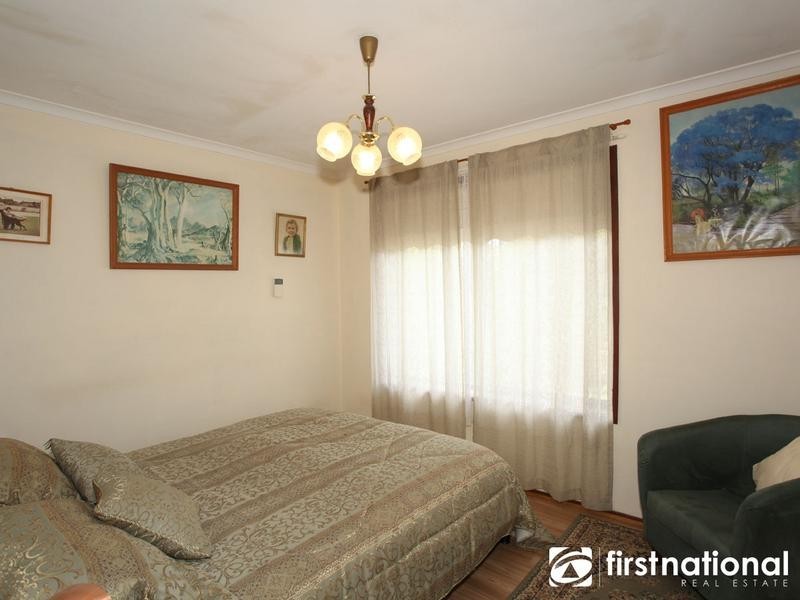 43 Kingston Avenue, Pakenham VIC 3810