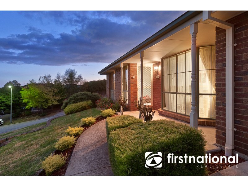 12 Fleming Terrace, Pakenham VIC 3810