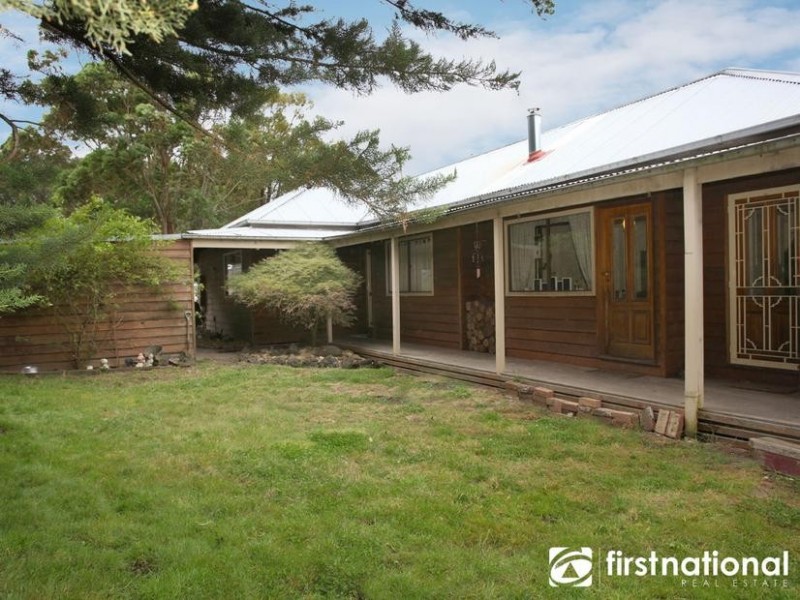 145 McInnes Road, Tynong North VIC 3813