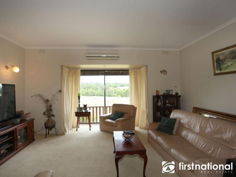 145 McInnes Road, Tynong North VIC 3813