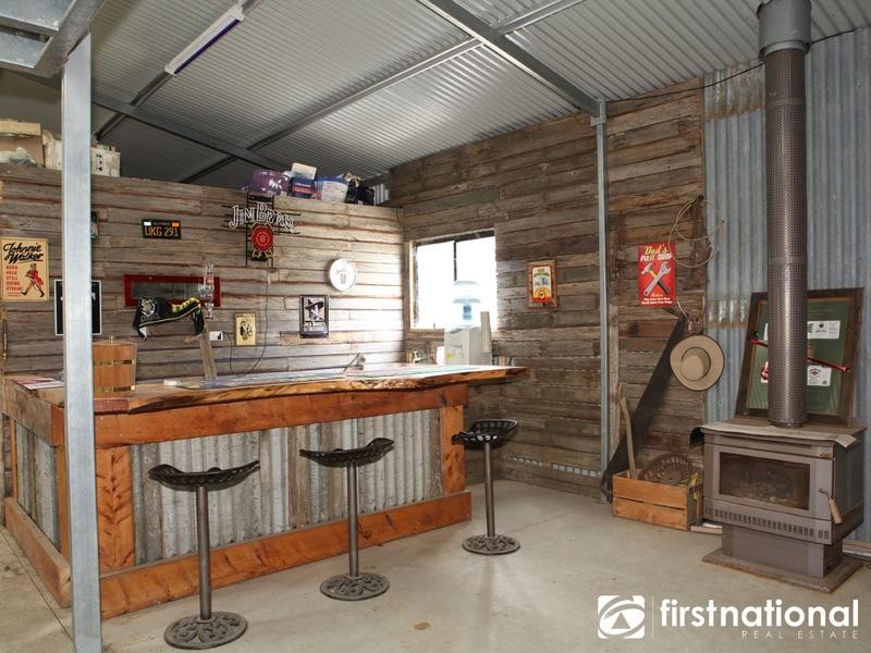 145 McInnes Road, Tynong North VIC 3813