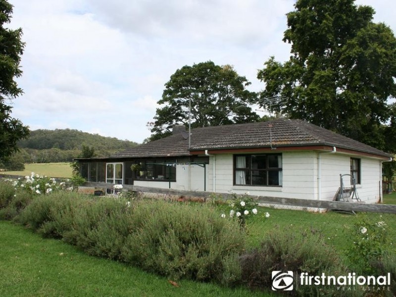 165. Sanders Road, Garfield North VIC 3814