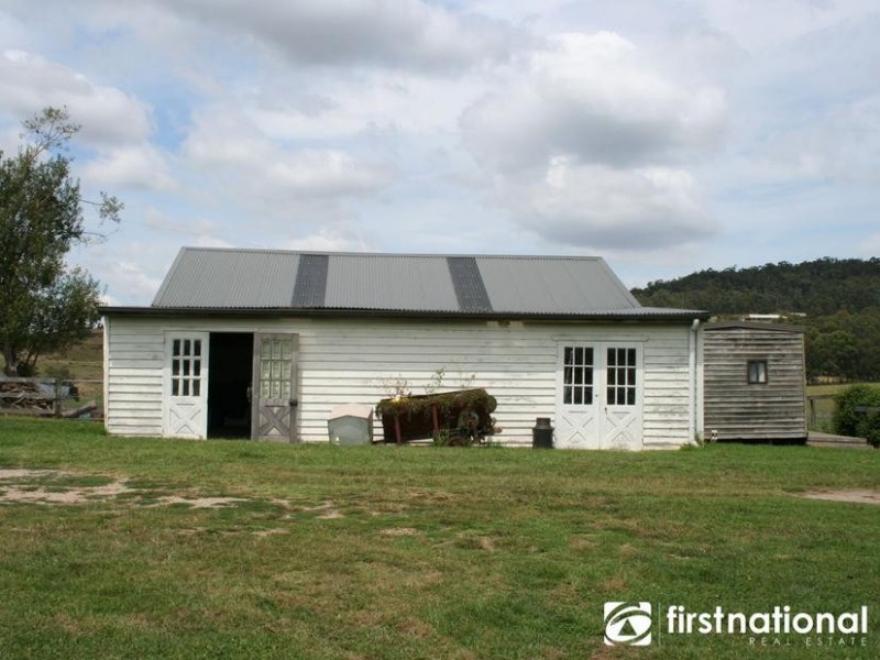 165. Sanders Road, Garfield North VIC 3814