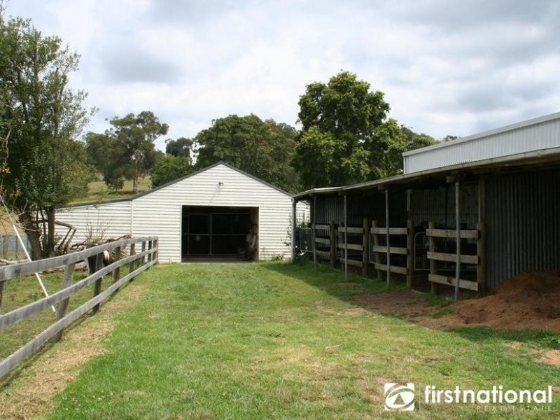 165. Sanders Road, Garfield North VIC 3814