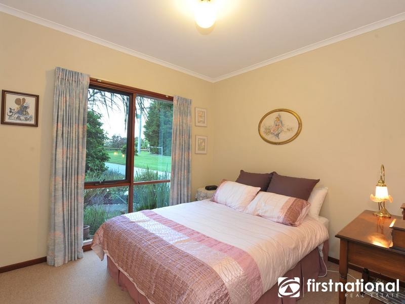 21 Meeking Drive, Pakenham Upper VIC 3810