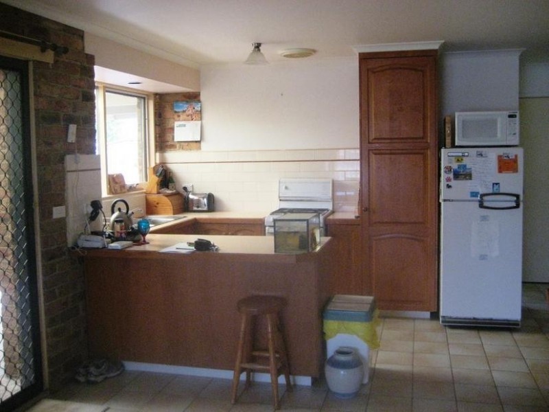 10 Broadbent Way, Pakenham VIC 3810