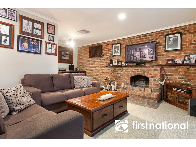 3 Rae Court, Pakenham VIC 3810