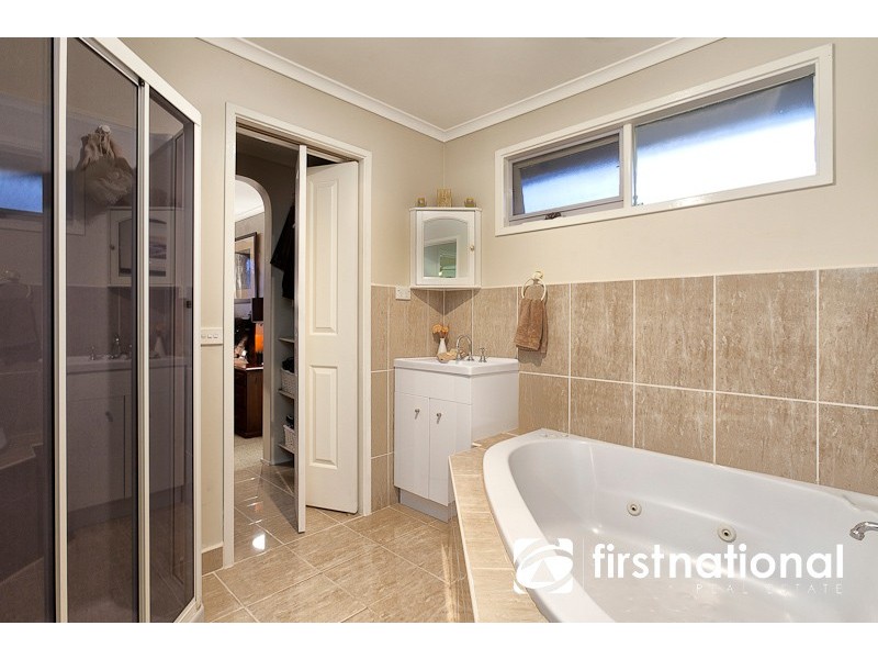 3 Rae Court, Pakenham VIC 3810