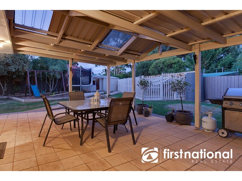 3 Rae Court, Pakenham VIC 3810