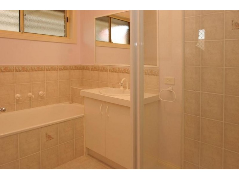 80 McGregor Road, Pakenham VIC 3810