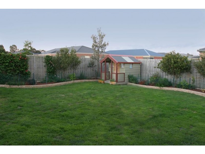 80 McGregor Road, Pakenham VIC 3810